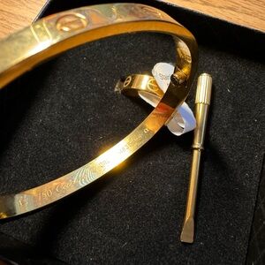 Gold Screw Cuff Bangle Bracelet No Stones Stainless Steel Love Bracelet Luxury